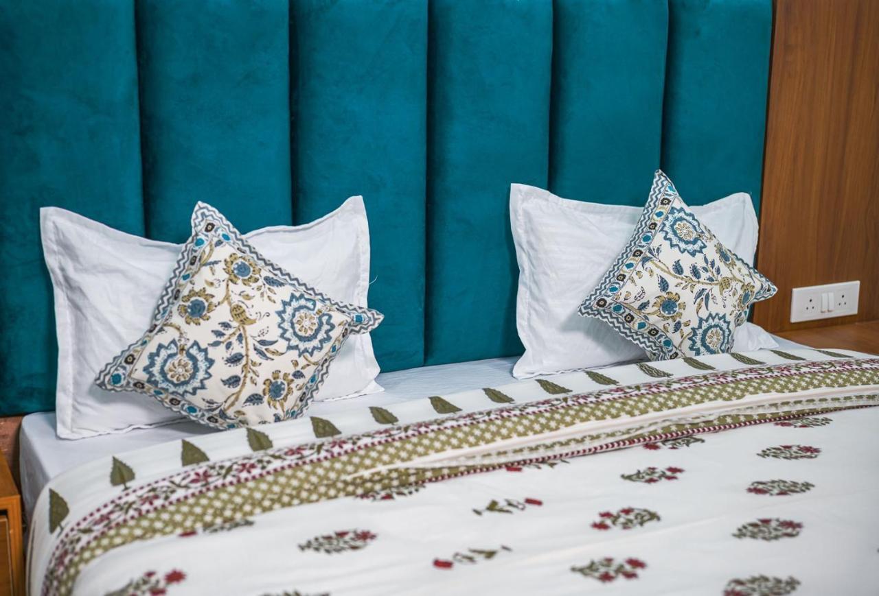 The Vinayak By Le Pension Stays Рішикеш Екстер'єр фото