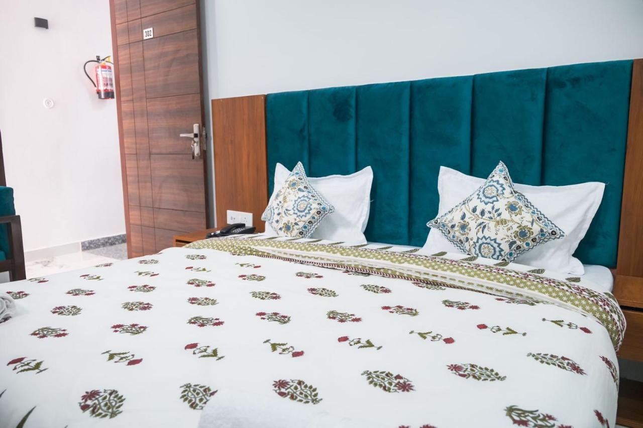 The Vinayak By Le Pension Stays Рішикеш Екстер'єр фото